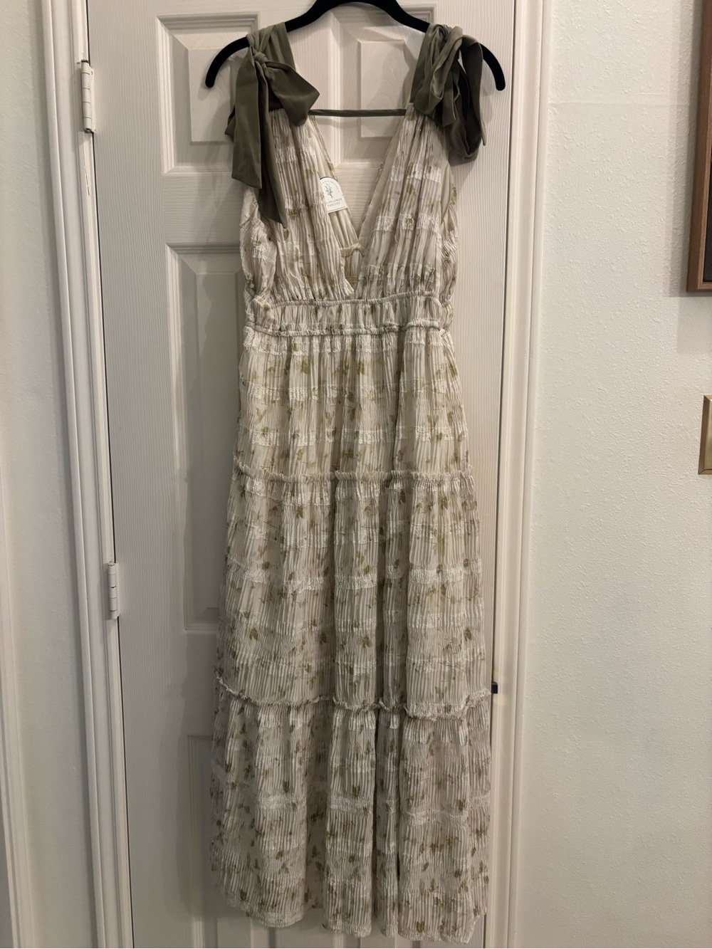 Storia Olive Green and Cream Floral Midi Dress with Bow Straps